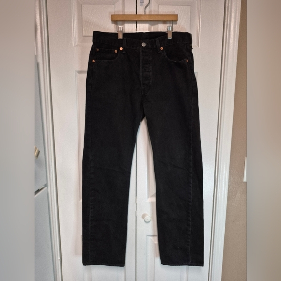 Levi's Other - Levi's Black Straight Jeans Classic Style